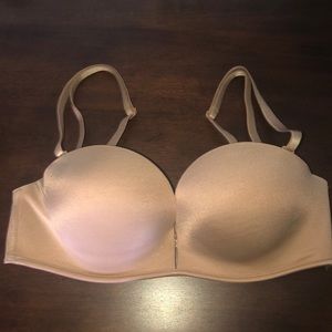 NWOT Victoria’s Secret Bombshell Strapless Bra